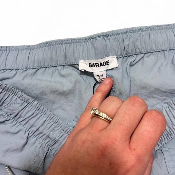 Garage Blue Parachute Pants Cargo Baggy Womens Size Medium NWOT Skater - Picture 4 of 4